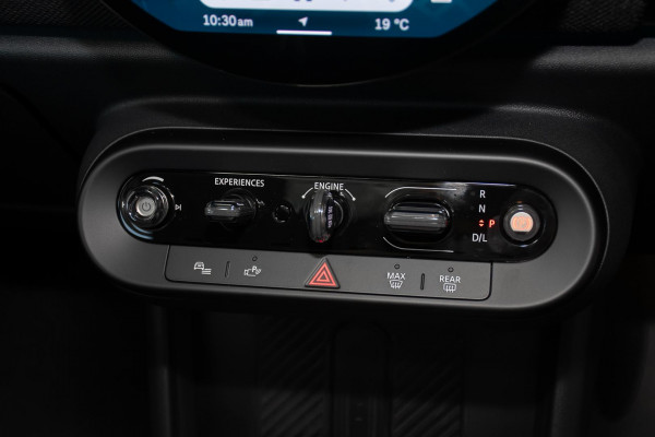 2026 MINI Cooper F65 S Favoured Hatch
