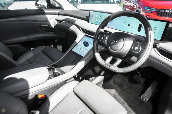 2026 MY25 MG IM6 S12L Performance SUV Image 5