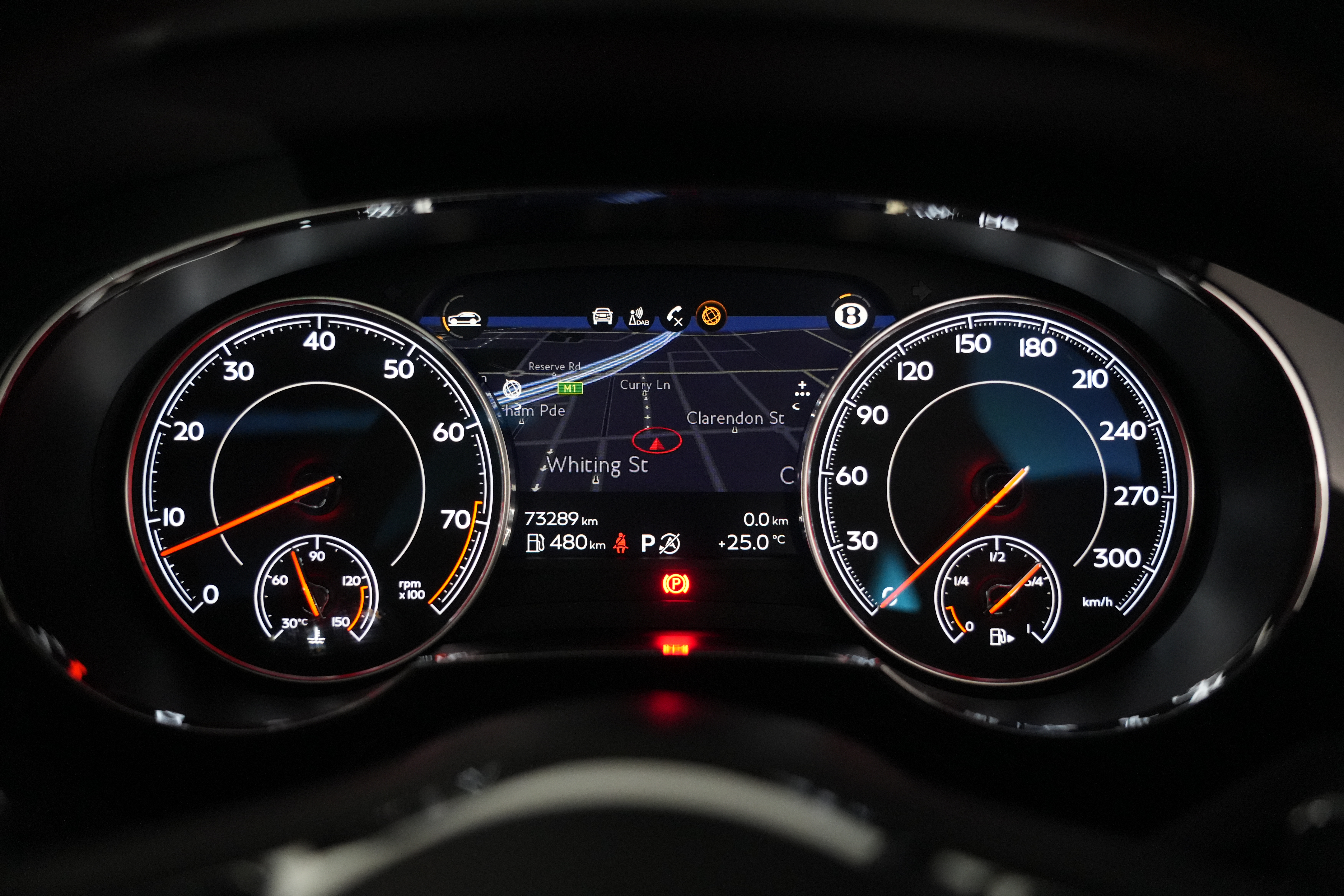 2020 Bentley Bentayga V8 SUV Image 34