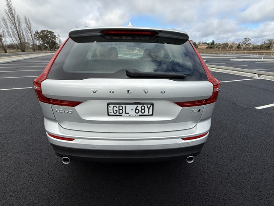 2020 Volvo XC60 UZ T5 Momentum SUV Image 4