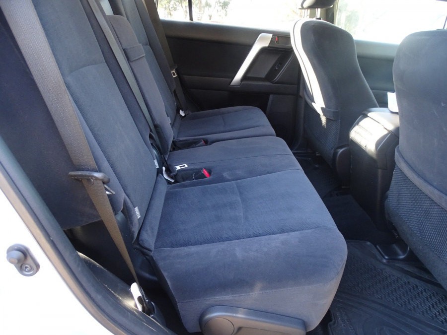 2019 Toyota LandCruiser Prado GDJ150R GXL SUV Image 10