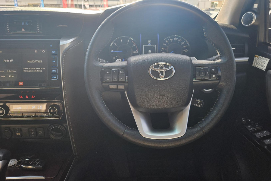 2017 Toyota Fortuner GUN156R Crusade SUV Image 16