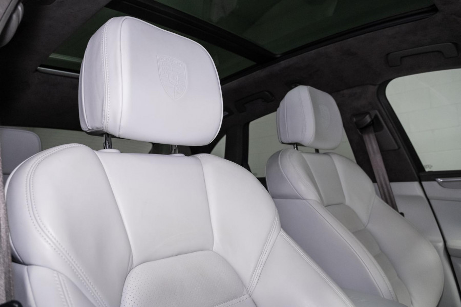 2021 Porsche Macan 95B SUV