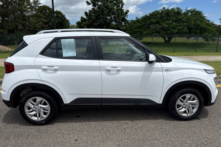 2024 Hyundai Venue QX.V5  SUV Image 8