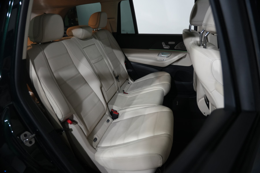 2021 Mercedes-Benz GLS-Class 450 4matic (Hybrid) SUV Image 32