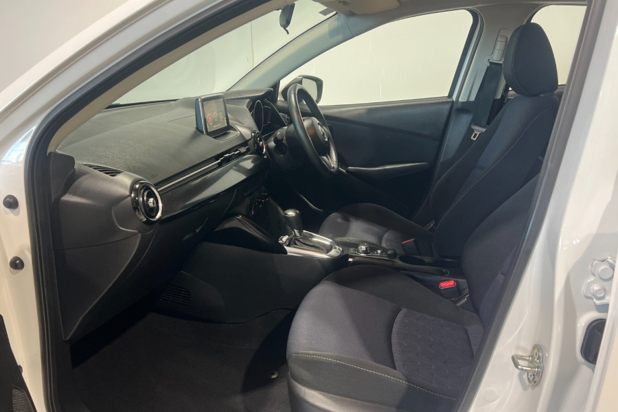 2016 Mazda 2 DJ Series Maxx Hatch Image 11