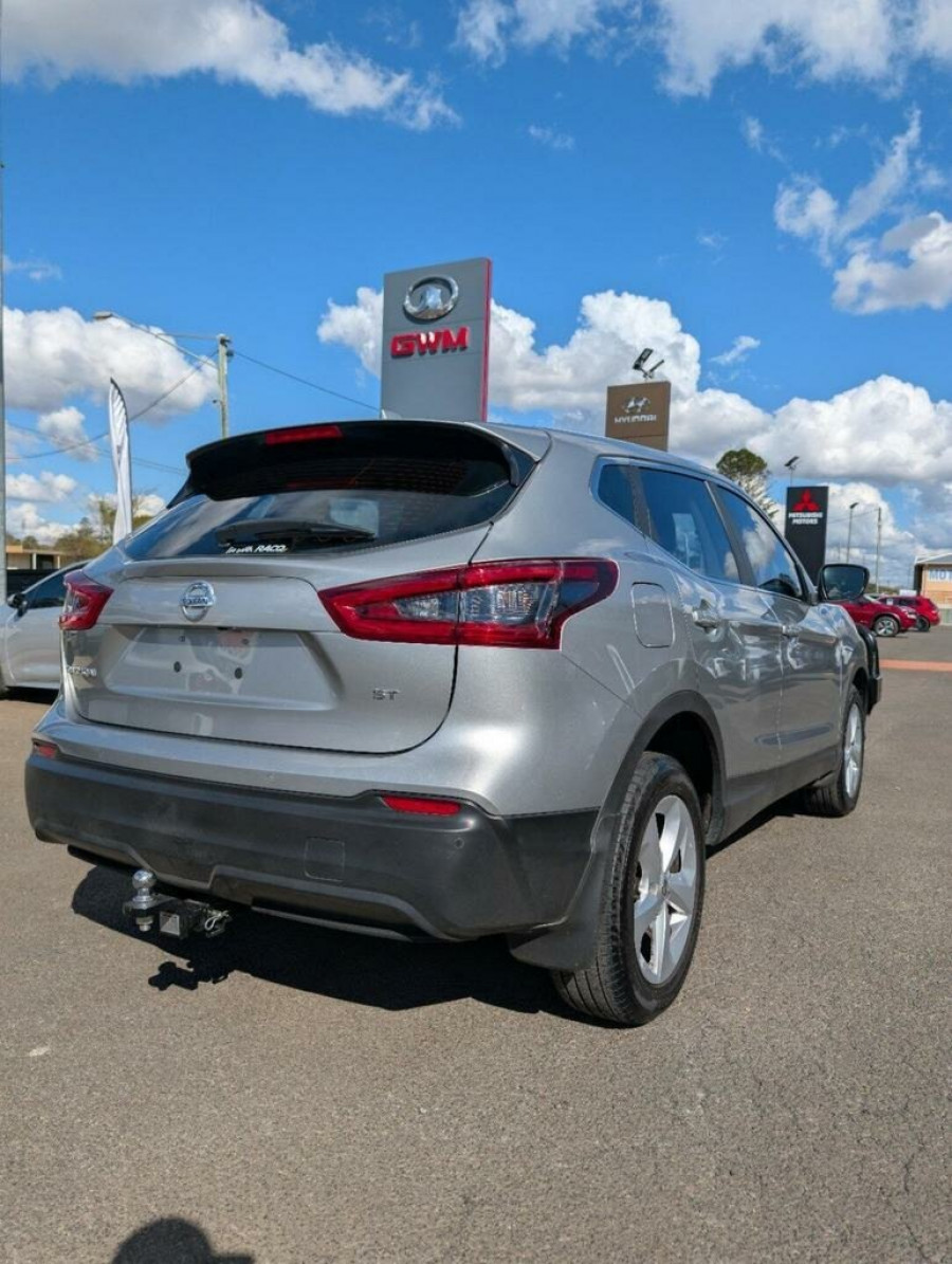 2019 Nissan QASHQAI J11 Series 2 ST SUV Image 9