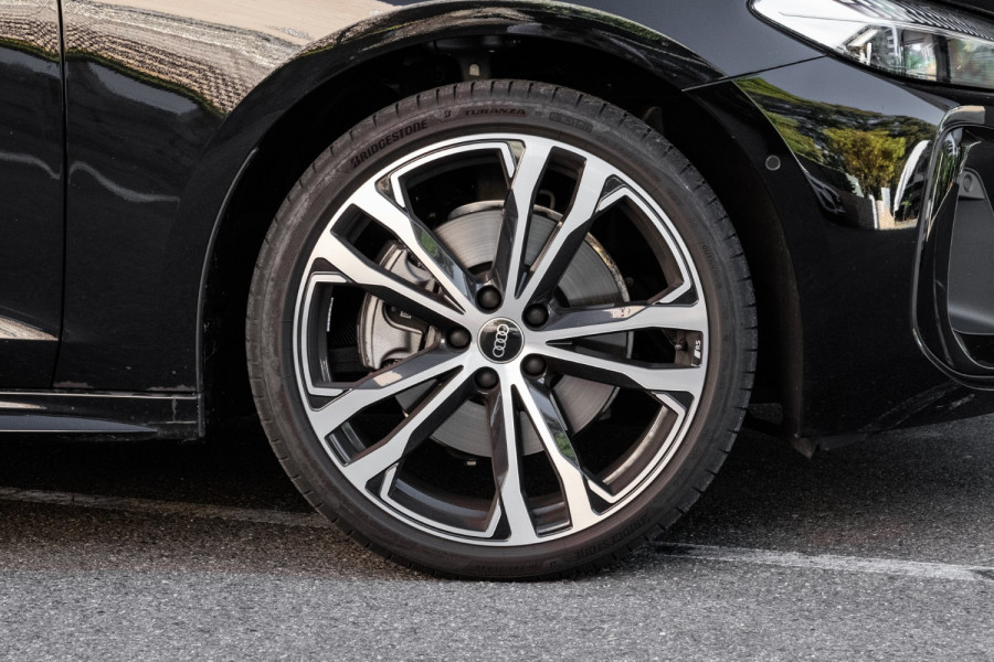 2025 Audi A5 B10  TFSI 200kW S line Wagon