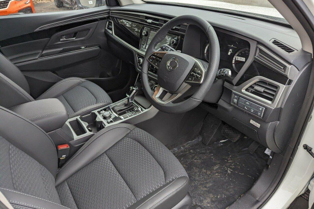 2023 KGM SsangYong Korando C300 ELX SUV Image 16