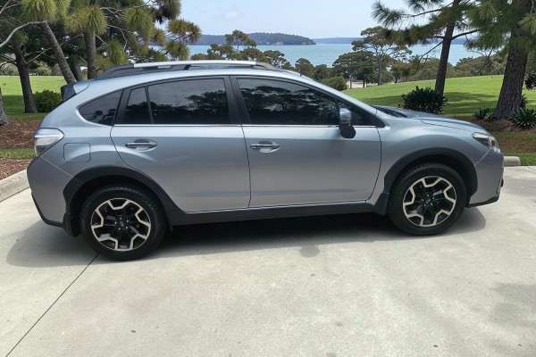 2017 Subaru XV G4-X 2.0i-S SUV Image 8