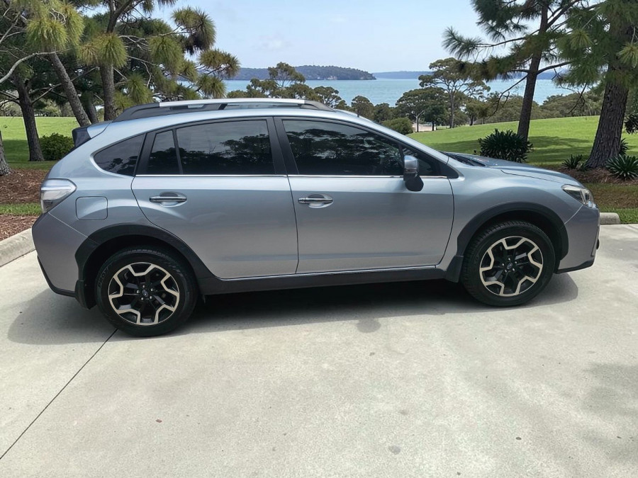2017 Subaru XV G4-X 2.0i-S SUV Image 8