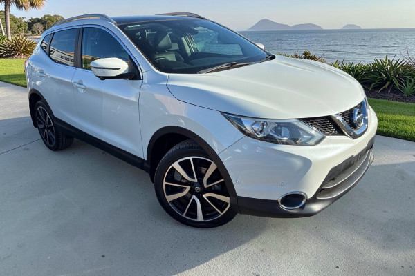 2017 Nissan QASHQAI J11 Ti SUV Image 1