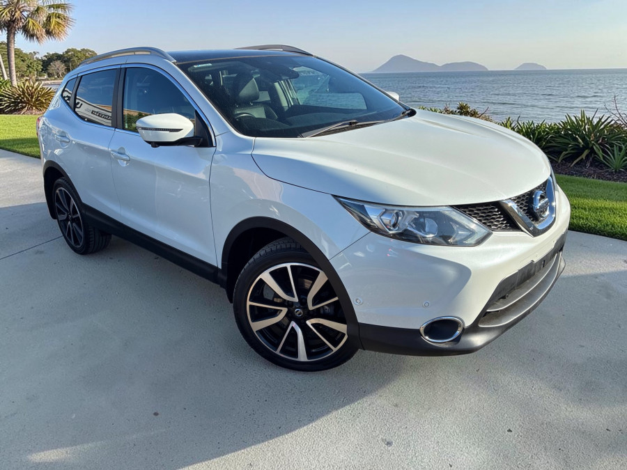 2017 Nissan QASHQAI J11 Ti SUV Image 1
