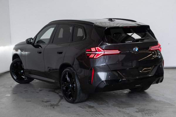 2026 BMW X3 G45 30e xDrive SUV image 2