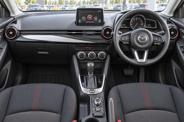 2026 Mazda 2 DJ Series G15 Evolve Hatch Image 15