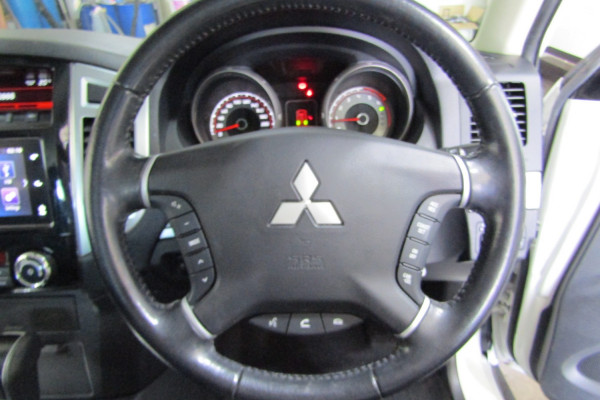 2019 MY20 Mitsubishi Pajero NX GLS SUV Image 19