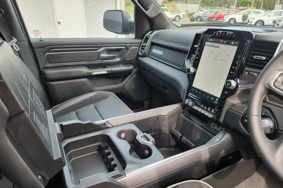 2023 Ram 1500 DT Laramie Ute Image 18