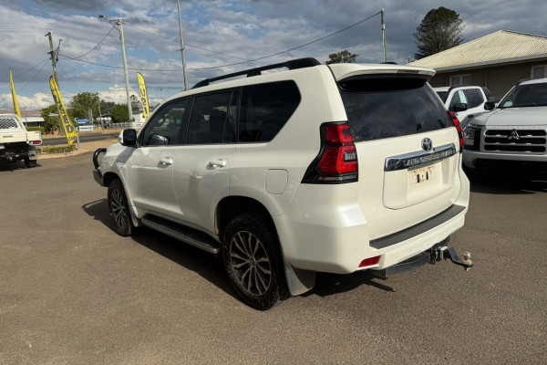 2023 Toyota LandCruiser Prado GDJ150R Kakadu SUV Image 5