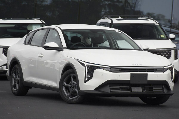 2025 Kia K4 CL4m S Sedan
