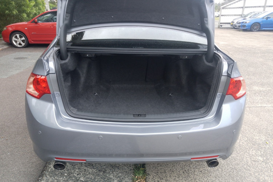 2012 Honda Accord Euro 8th Gen Luxury Sedan Image 16