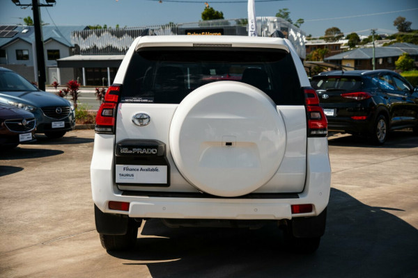 2023 Toyota LandCruiser Prado GDJ150R GXL SUV Image 3