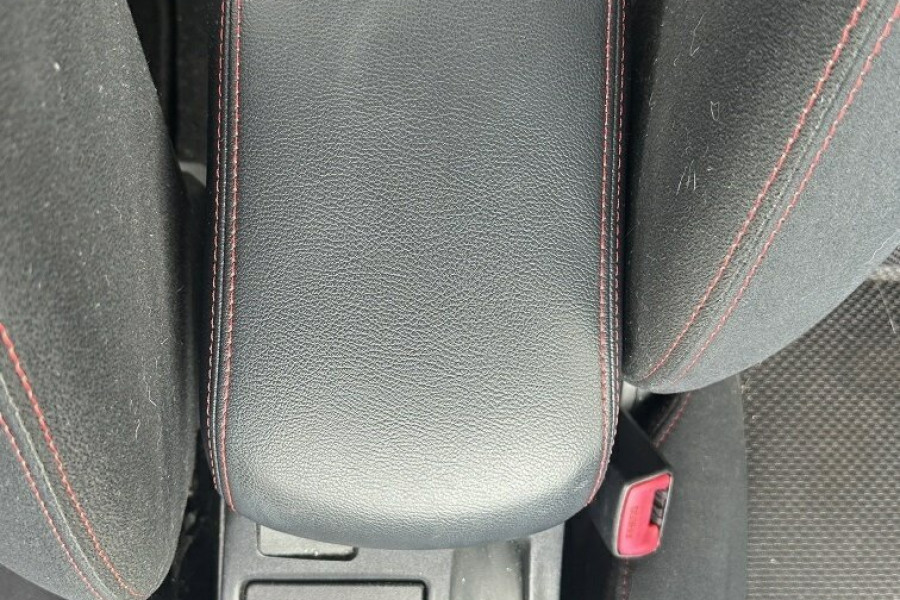 2017 Mitsubishi Lancer CF Black Edition Sedan Image 18