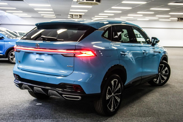 2025 MG HS AS33 Essence SUV Image 5