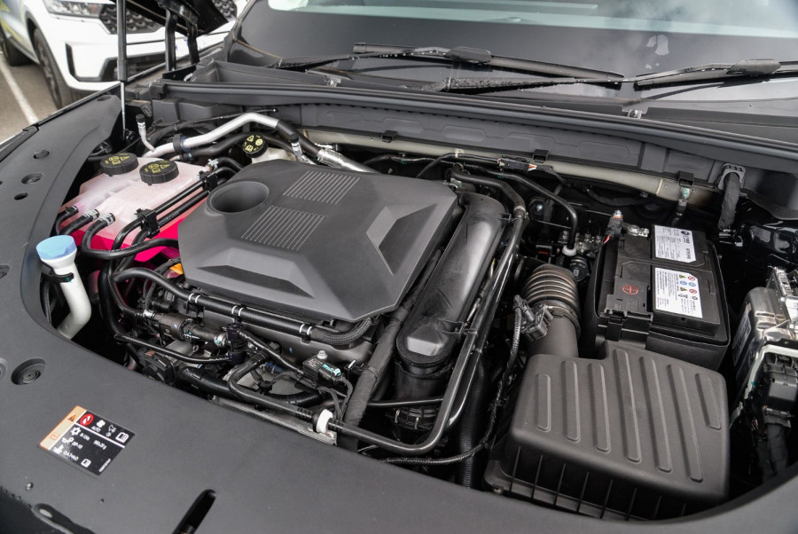 2024 MY24.5 MG HS AS33 Vibe SUV Image 19