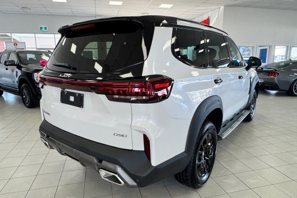 2025 LDV D90 SV9A Executive SUV Image 9