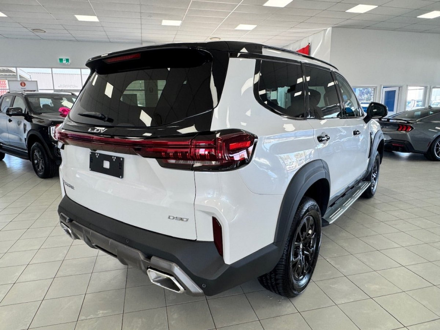 2025 LDV D90 SV9A Executive SUV Image 9