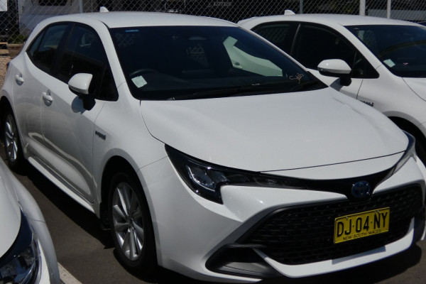 2022 Toyota Corolla ZWE219R ASCENT SPORT HYBRID Hatch Image 3