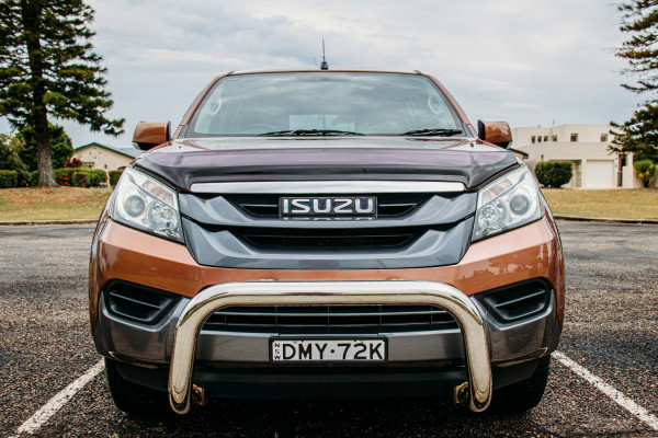 2016 Isuzu MU-X LS-M Wagon Image 5