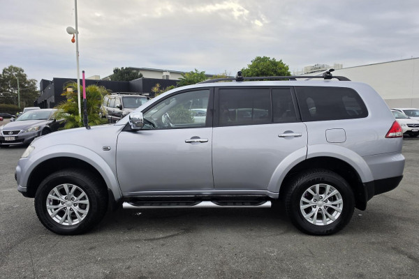 2014 Mitsubishi Challenger PC LS SUV Image 10
