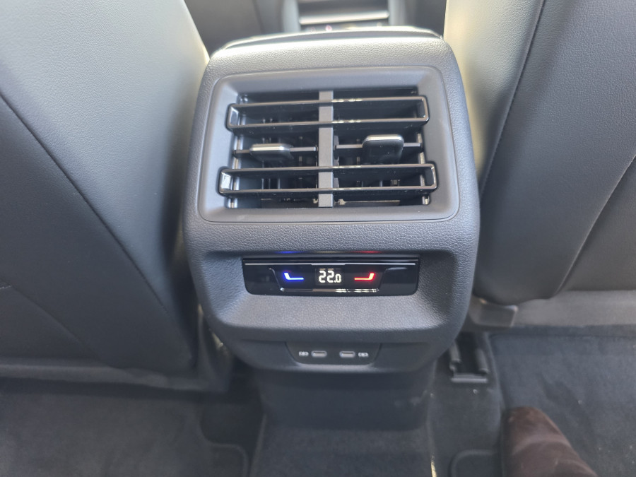 2026 Volkswagen Tiguan CT 150TSI eHybrid Elegance SUV Image 14