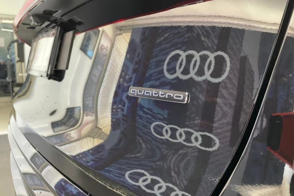 2025 MY26 Audi Q7 4M TDI 170kW SUV Image 12