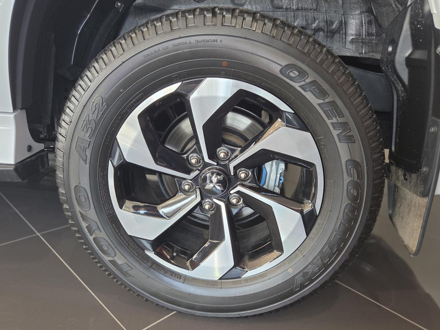 2025 Mitsubishi Pajero Sport QG GLS SUV Image 10