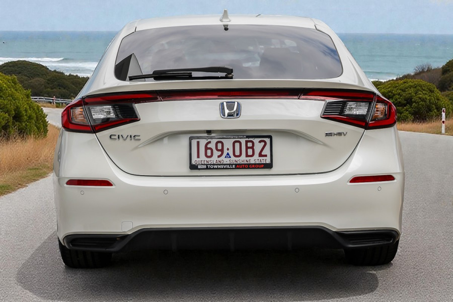 2024 MY25 Honda Civic 11th Gen e:HEV LX Hatch Image 7