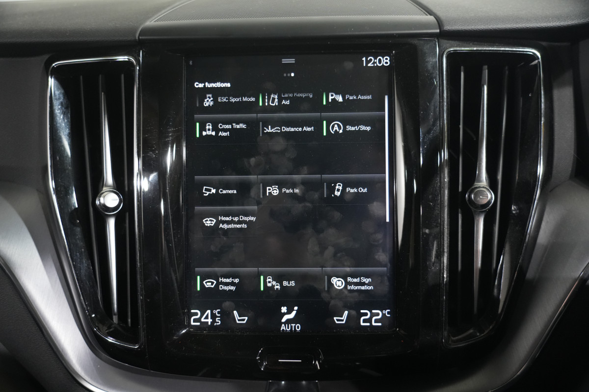 2019 Volvo XC60 UZ D4 Momentum SUV