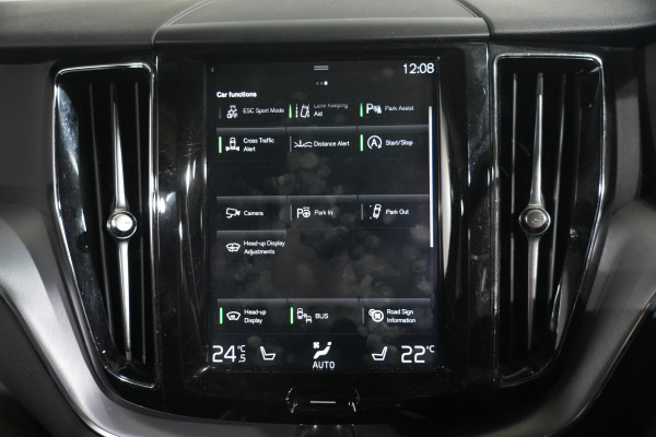 2019 Volvo XC60 UZ D4 Momentum SUV Image 24