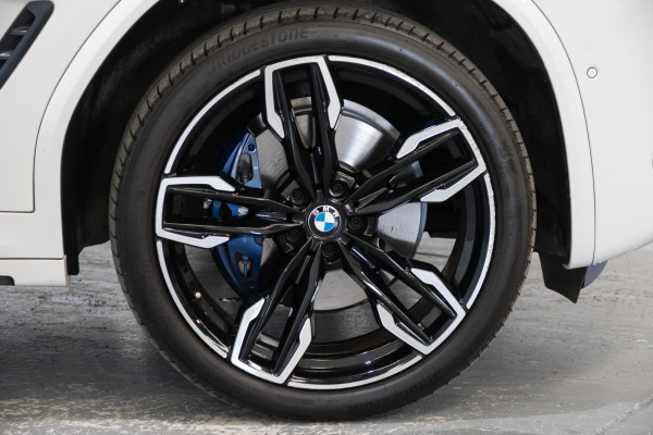 2022 BMW X4 M40i SUV Image 6