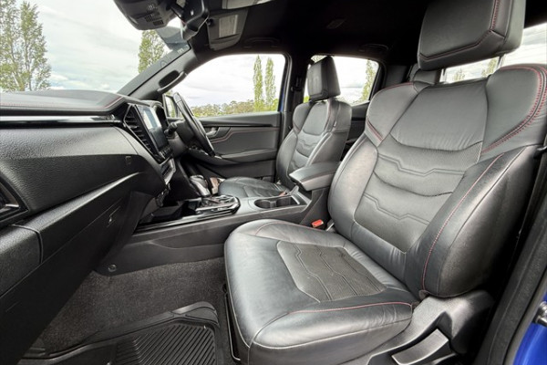 2023 Isuzu D-MAX RG X-TERRAIN Ute Image 16