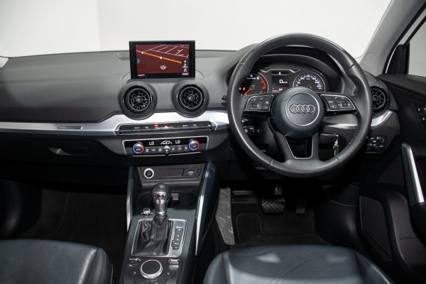 2017 Audi Q2 design SUV image 20