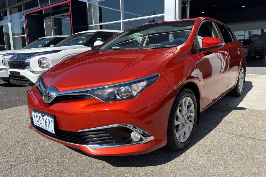 2017 Toyota Corolla ZRE182R Ascent Sport Hatch Image 6
