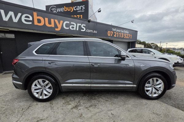 2020 Volkswagen Touareg CR 190TDI Adventure SUV Image 8