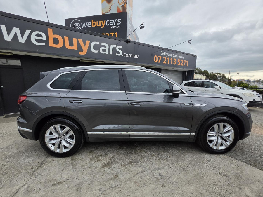 2020 Volkswagen Touareg CR 190TDI Adventure SUV Image 8