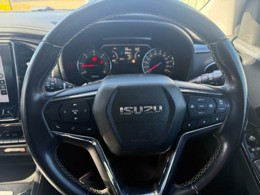 2021 Isuzu MU-X RJ LS-U SUV Image 18