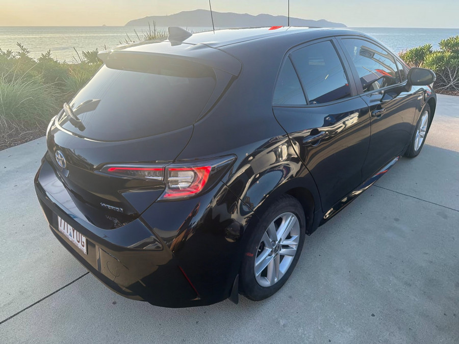 2018 Toyota Corolla ZWE211R Ascent Sport Hybrid Hatch Image 3