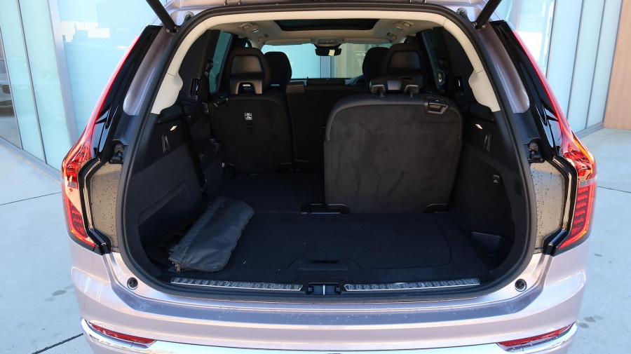2025 MY26 Volvo XC90 L Series Plus B5 Bright SUV Image 30