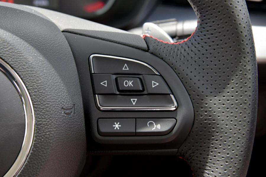2024 MG MG5 AP32 Essence Sedan Image 11