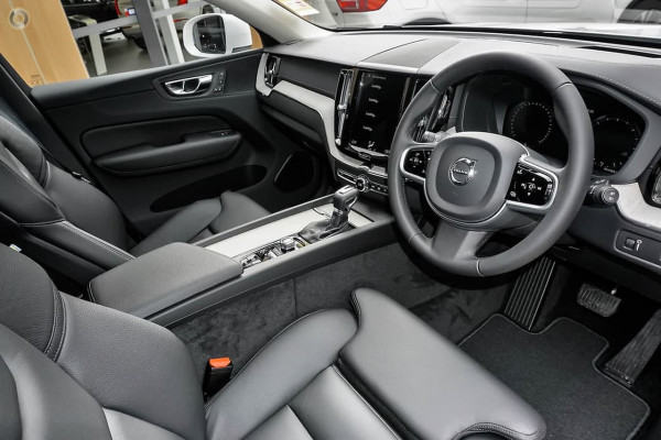 2019 Volvo XC60 UZ T5 Inscription Suv Image 5